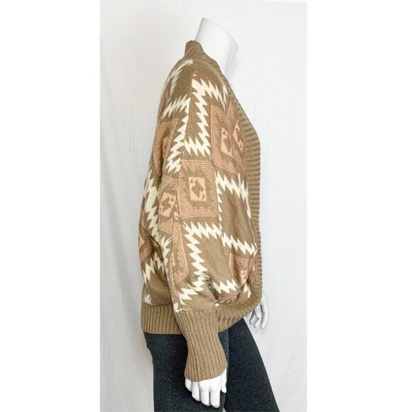 TOBI Graphic southwestern diamond print intarsia cardigan - Picture 2 of 7